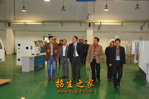 學校領導
