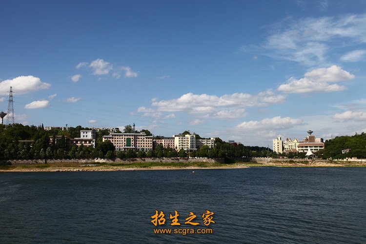 學(xué)院遠(yuǎn)景