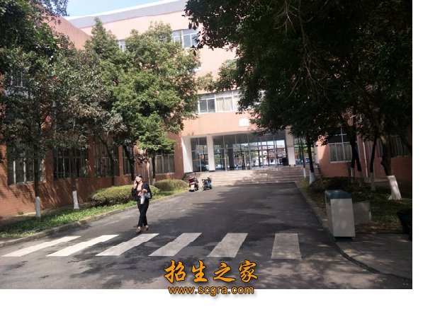 成都成工科技技工學校2018年錄取分數(shù)線