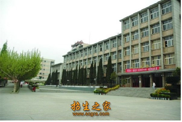 四川信息職業(yè)技術(shù)學(xué)院2018年錄取分?jǐn)?shù)線(xiàn)及助學(xué)政策