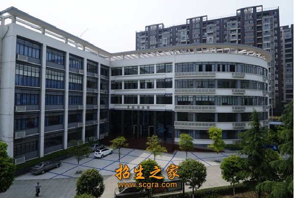 四川省水產學校是公還是民辦_2018年錄取分數(shù)線