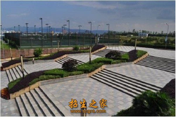 四川財經職業(yè)學院有幾個教學區(qū)？招生省外的學生嗎？