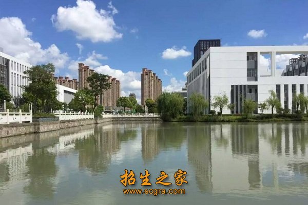 江蘇省南通市中等專業(yè)學校