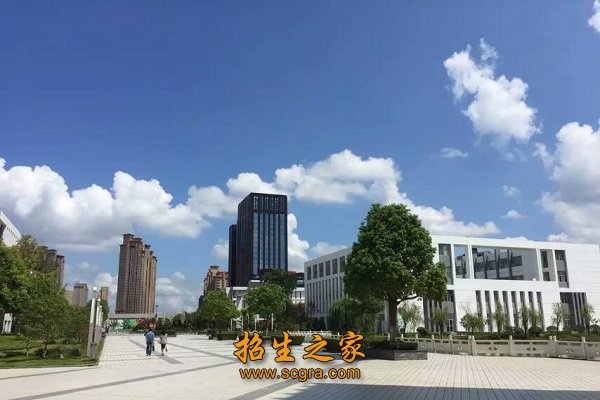 江蘇省南通市中等專業(yè)學校