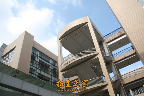 學校環(huán)境