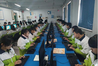 貴州省廣播電影電視學(xué)校報(bào)名錄取及助學(xué)方式