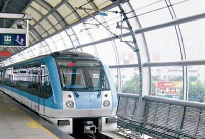 初中畢業(yè)能學(xué)貴陽(yáng)鐵路學(xué)校開(kāi)火車(chē)的專業(yè)嗎?