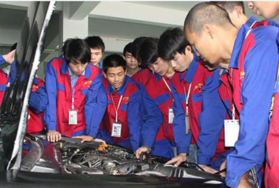 成都汽修專業(yè)學(xué)校汽車(chē)營(yíng)銷與服務(wù)專業(yè)好嗎