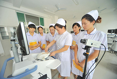 初中生讀遵義衛(wèi)校護(hù)理專業(yè)五年制大專好嗎