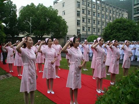 成都衛(wèi)生學校護理專業(yè)就業(yè)方向如何