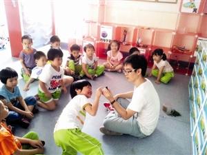 重慶幼師學(xué)校男幼師的就業(yè)優(yōu)勢有哪些