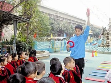 重慶幼師中專學(xué)校讀幼師專業(yè)如何