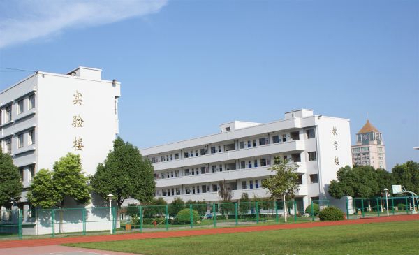 海寧衛(wèi)生學校