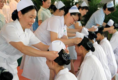成都中醫(yī)藥大學(xué)衛(wèi)校為大家解讀什么是涉外護理