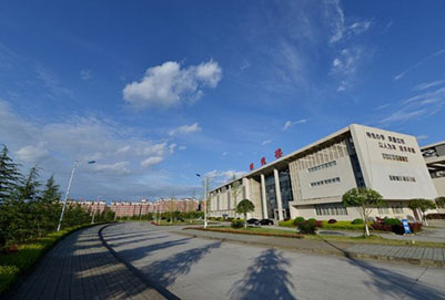 貴陽(yáng)行知職業(yè)學(xué)校：做高鐵乘務(wù)員辛苦嗎
