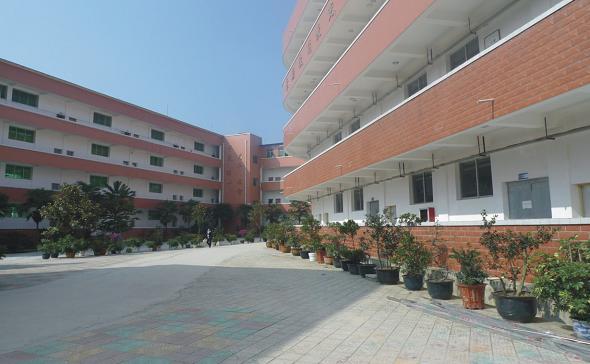 貴陽烏當區(qū)民族職業(yè)中學
