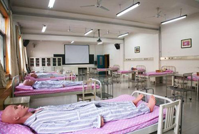 重慶大學附屬衛(wèi)校護理專業(yè)怎么樣