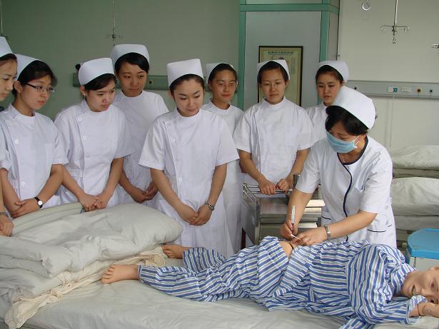 初中生適合就讀貴陽(yáng)衛(wèi)生學(xué)校什么專業(yè)？