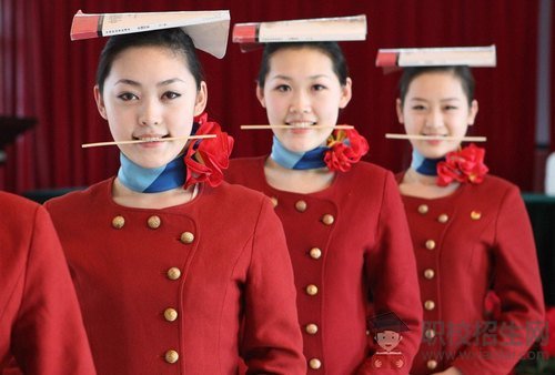 貴陽航空學(xué)校