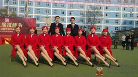 四川航空學(xué)?？粘怂嚳际强际裁磧?nèi)容？