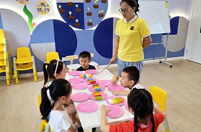 成都幼兒師范專業(yè)學(xué)校招收男生要求高嗎？