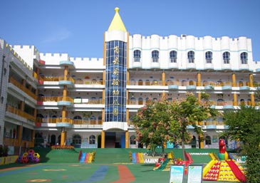 大家知道成都那家幼師學(xué)校好嗎？