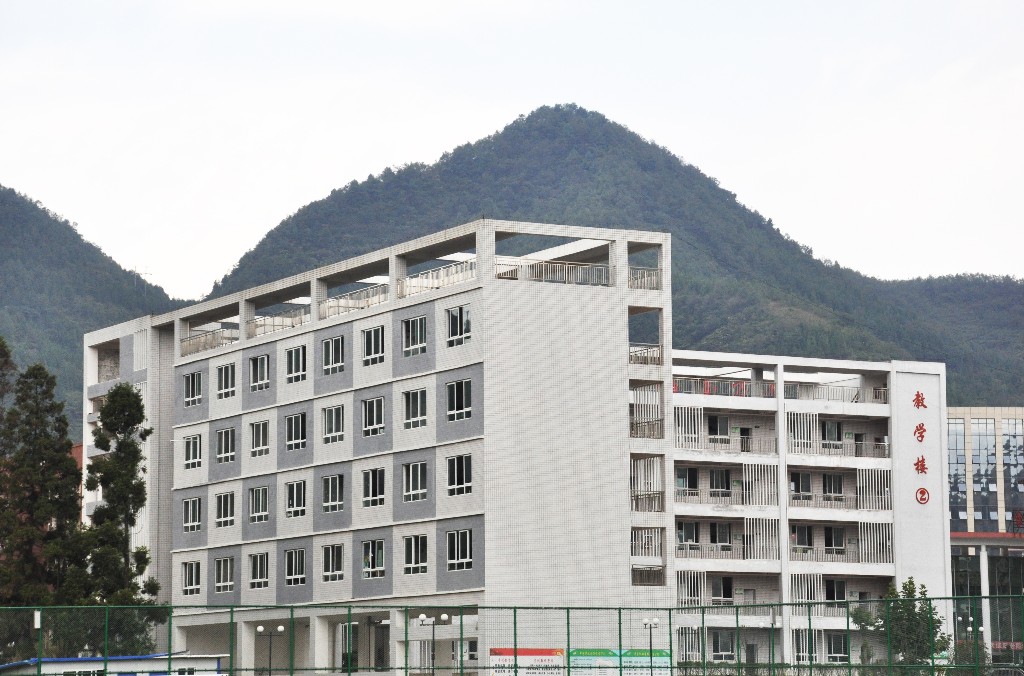 當今社會男生要學什么專業(yè)才能賺錢？