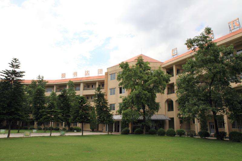 四川職業(yè)學校