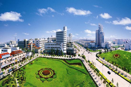 四川城市技師學(xué)院的管理制度嚴(yán)厲嗎？