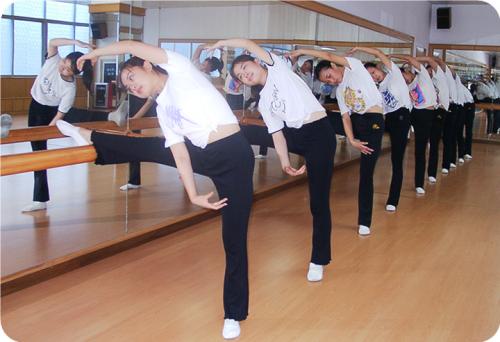 四川讀幼師專業(yè)哪所學(xué)校好？